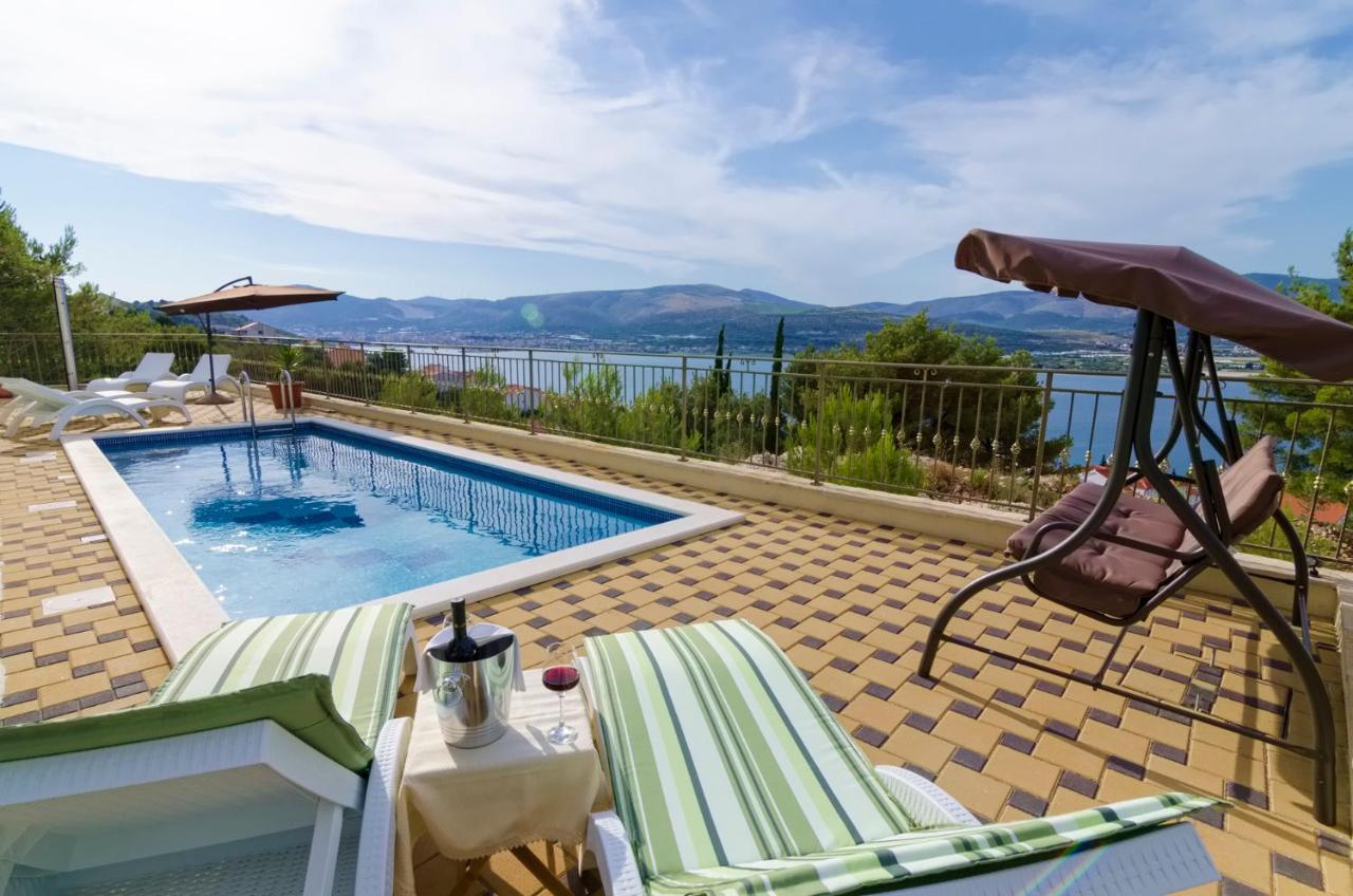 Luxury Villa Star Lights Trogir - Heated Pool, Hot Tub, Gym, Billiard Exterior photo