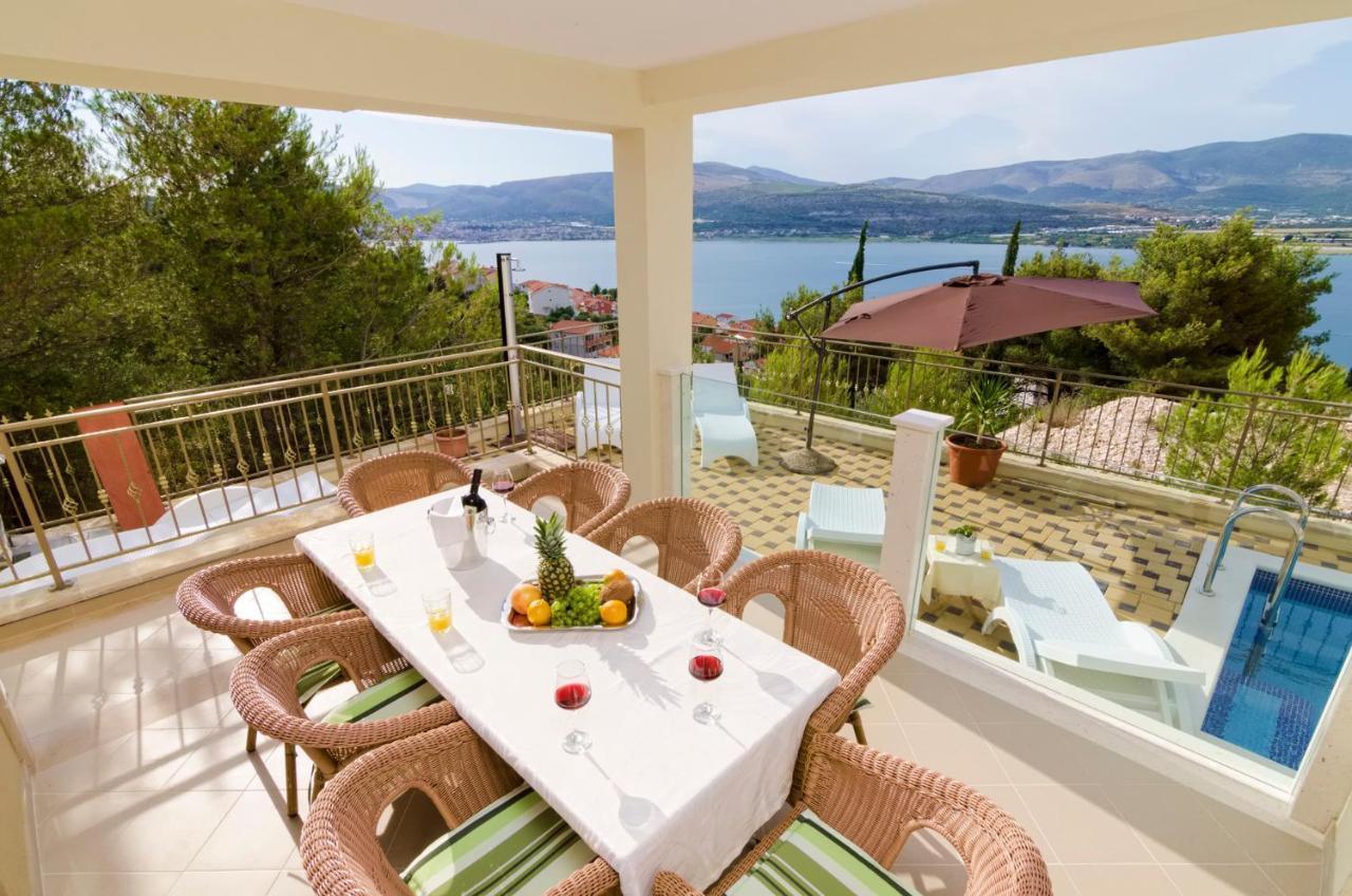 Luxury Villa Star Lights Trogir - Heated Pool, Hot Tub, Gym, Billiard Exterior photo